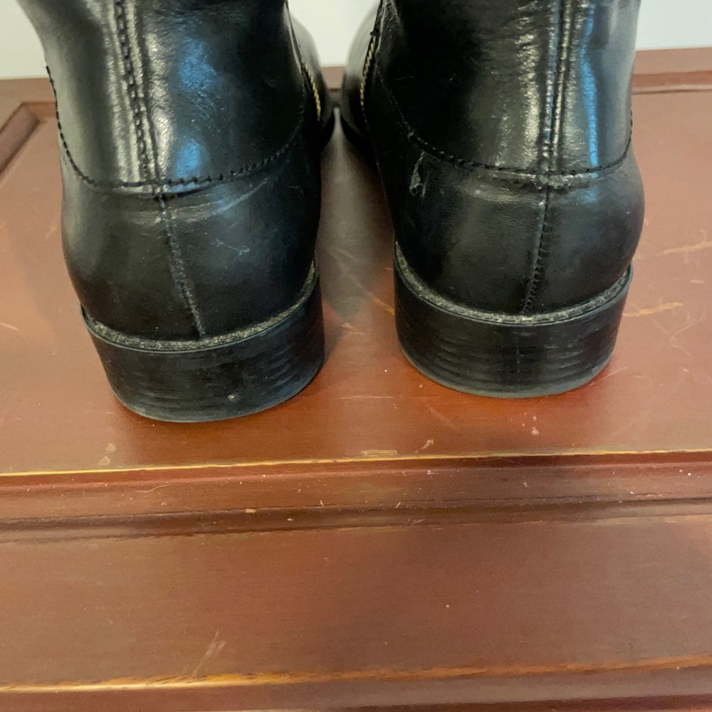 TAHARI - Leather Riding Boots - Picture 3 of 6